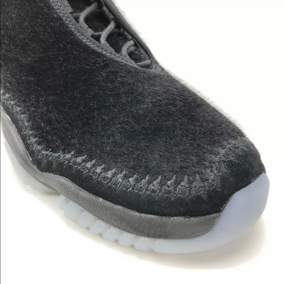 Women's Air Jordan XI FUTURE "BLACK NIGHT" - Picture 6 of 8